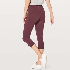 Lululemon crop leggings in movement